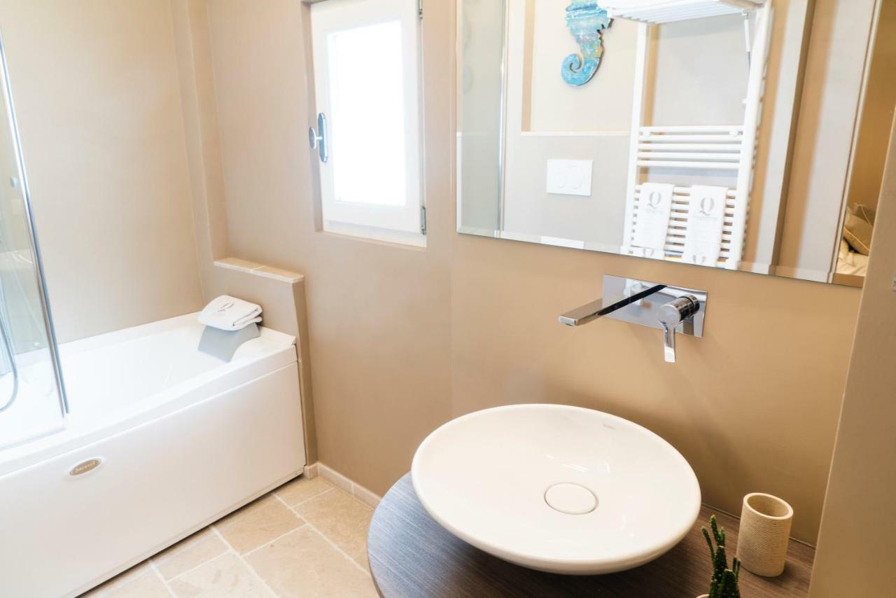 Quintessenza Luxury Domus Bed & Breakfast Polignano a Mare Exterior photo